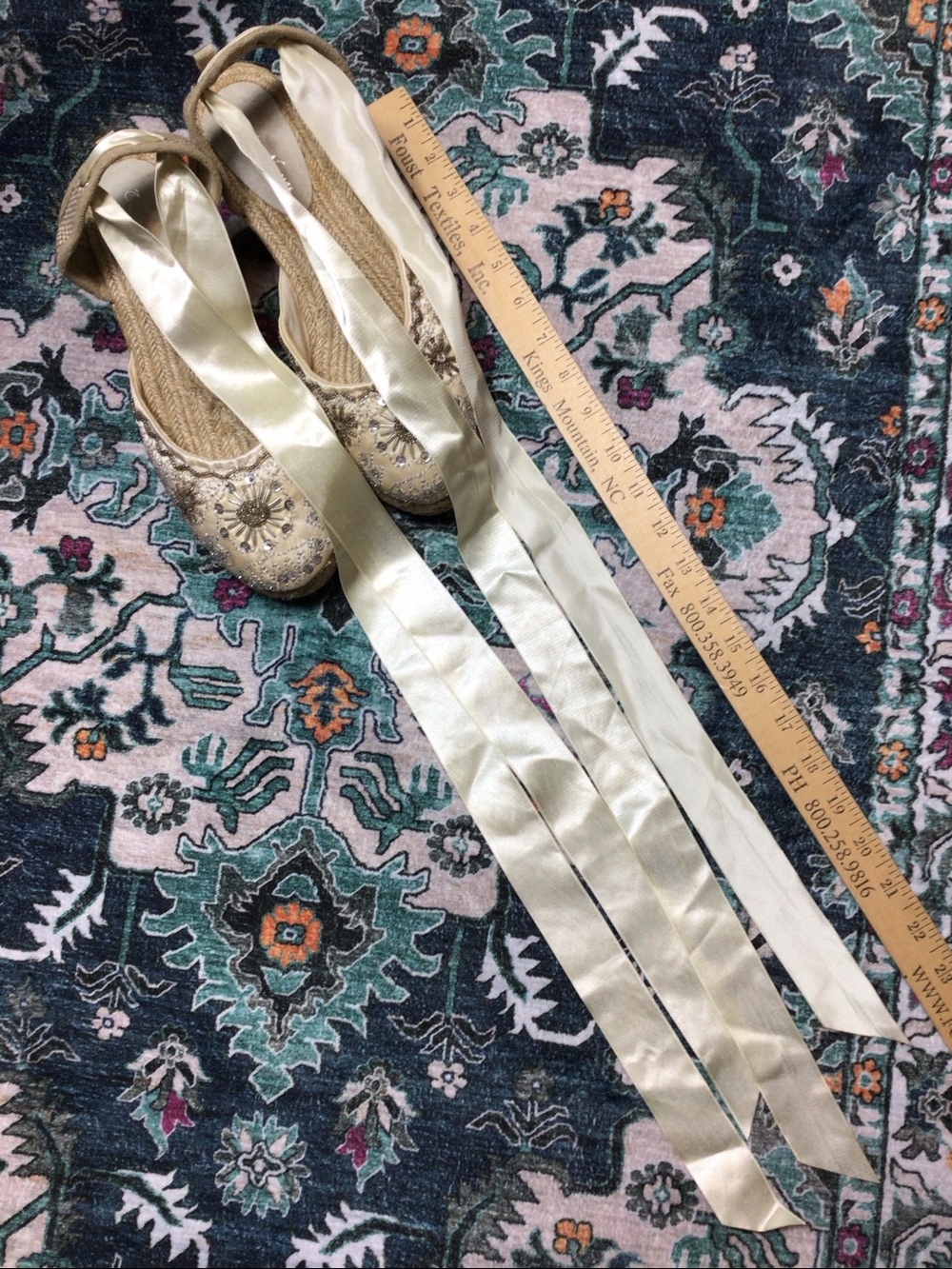 Old Navy Cream Embellished Espadrille Wedge Sandals with Ribbon Ankle Ties Sz.9 - Picture 5 of 12